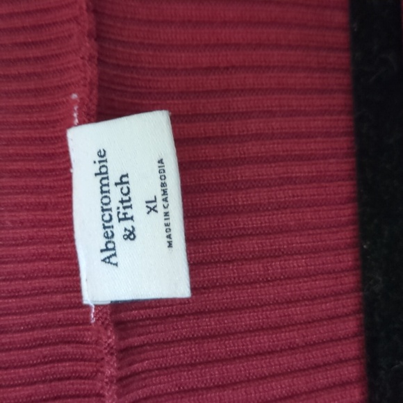 Abercrombie and Fitch XL burgundy scooped neck corset style slim ribbed sweater - Picture 2 of 6